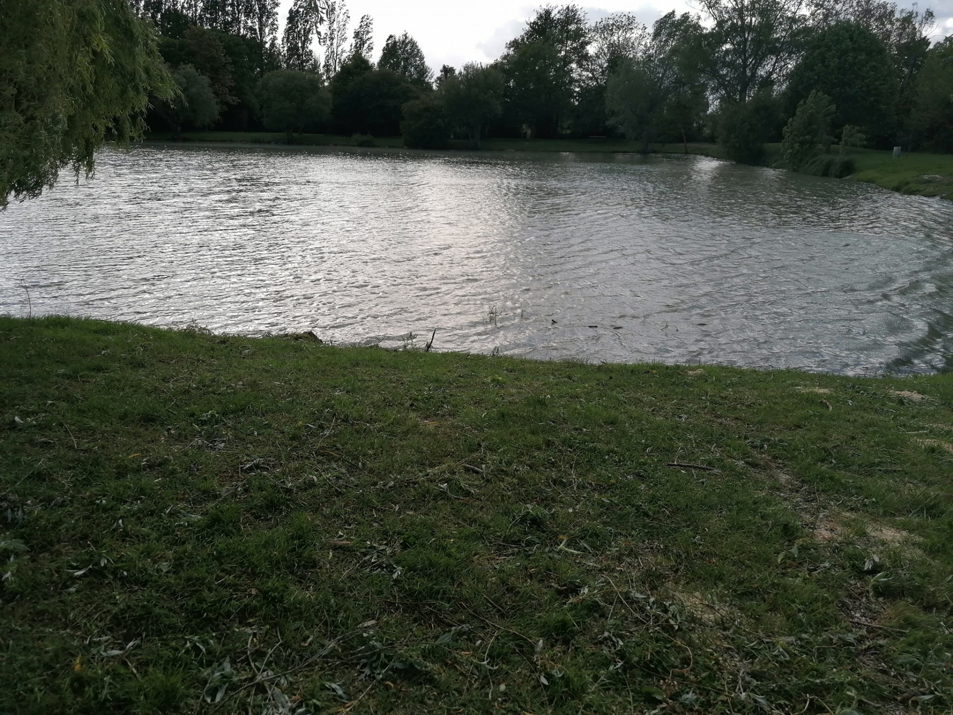 Les Amis Pêcheurs De Luzé