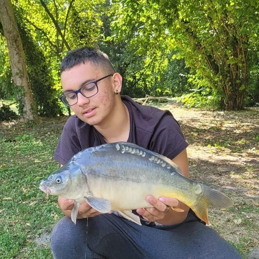 Les Amis Pêcheurs De Luzé