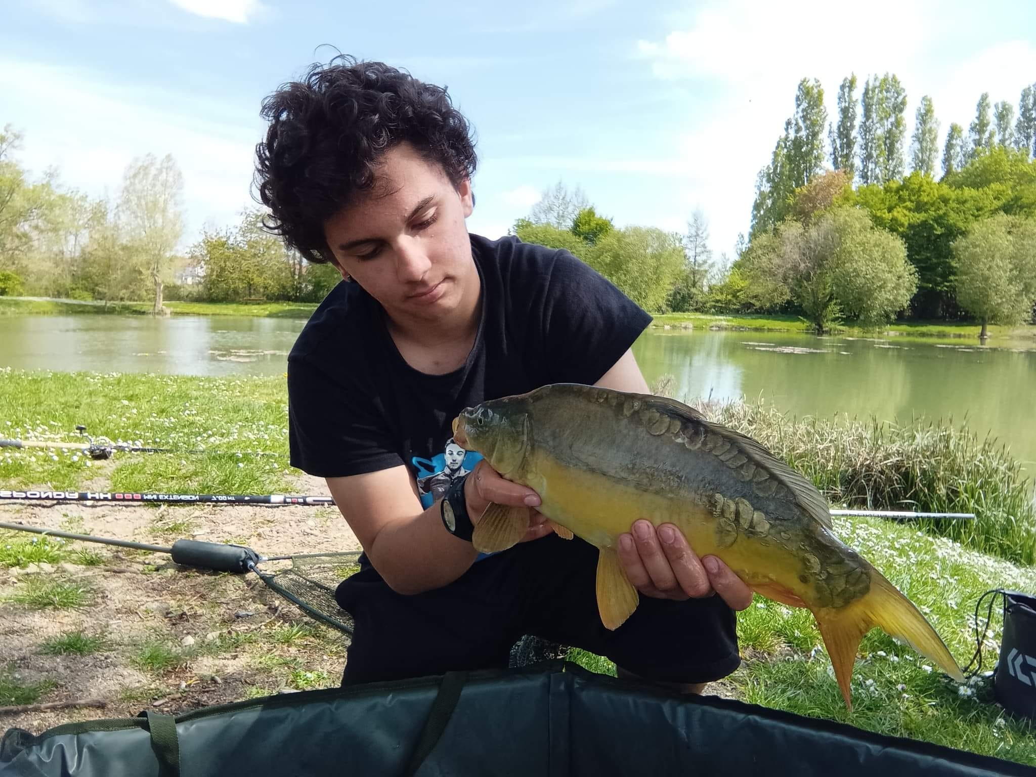Les Amis Pêcheurs De Luzé