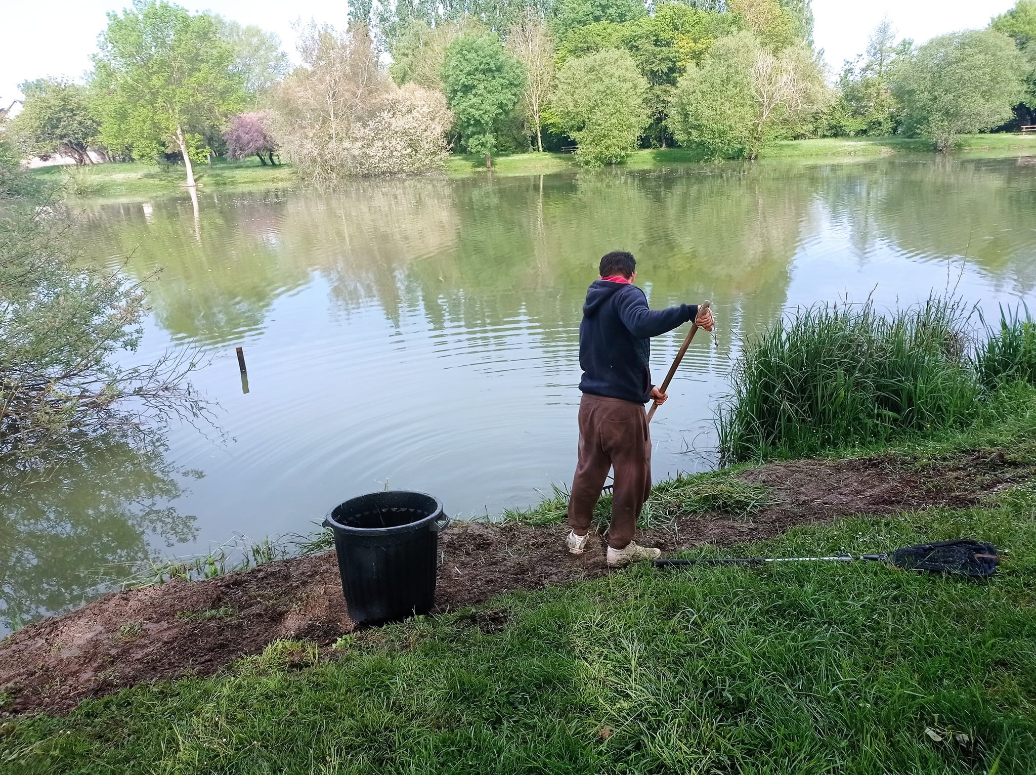 Les Amis Pêcheurs De Luzé